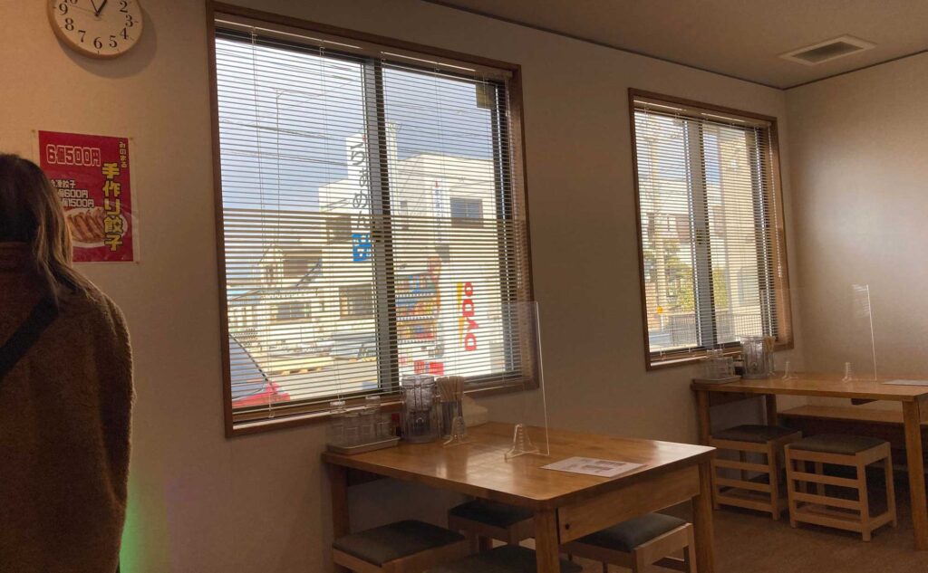 麺屋みのまる 三島 内装