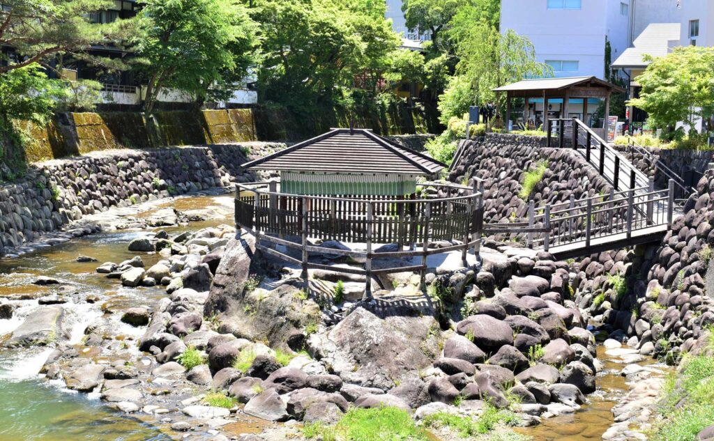 独鈷の湯