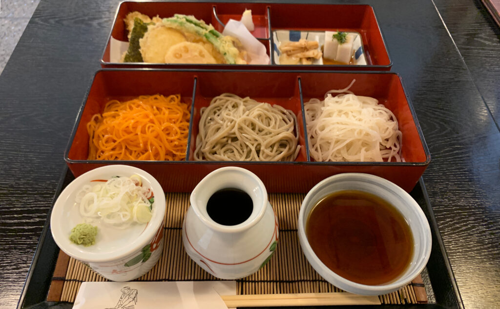 江戸変わりそば「飯嶋」(iijima) 天三色