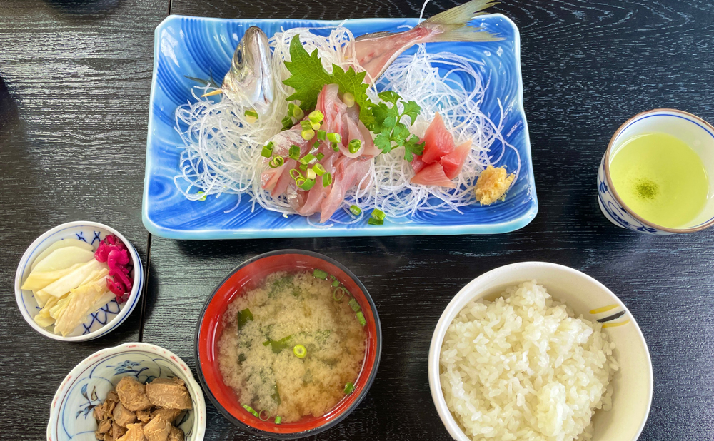 の一食堂 アジの刺身