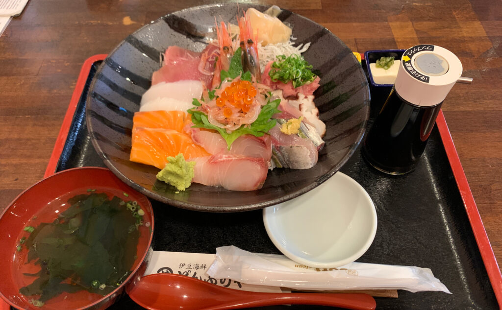 どんぶり屋 河津 伊豆海鮮丼