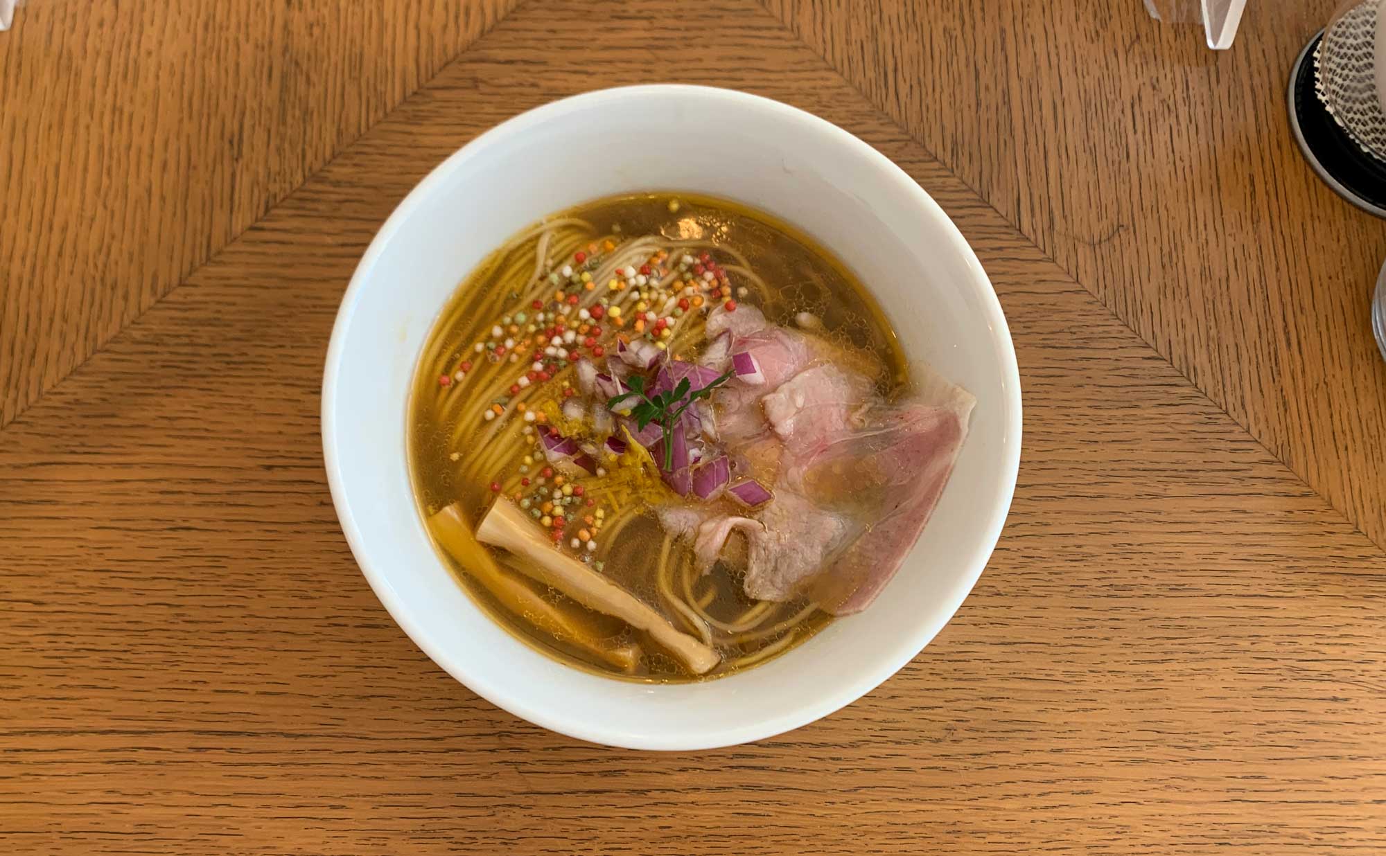 伊豆の国市 ラーメン「麺屋しずく」(Shizuku) 琥珀中華Soba