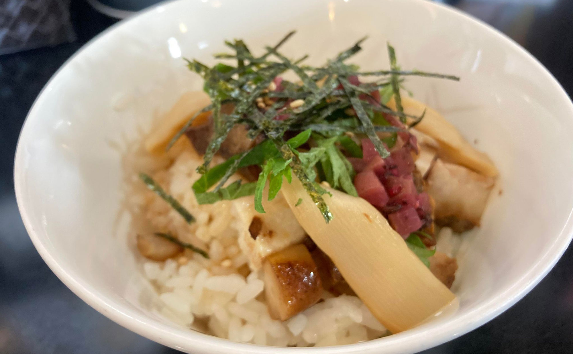 三島 ラーメン「華麗なる無花果」(Kareinaruichijiku) チャーシュー丼(梅)