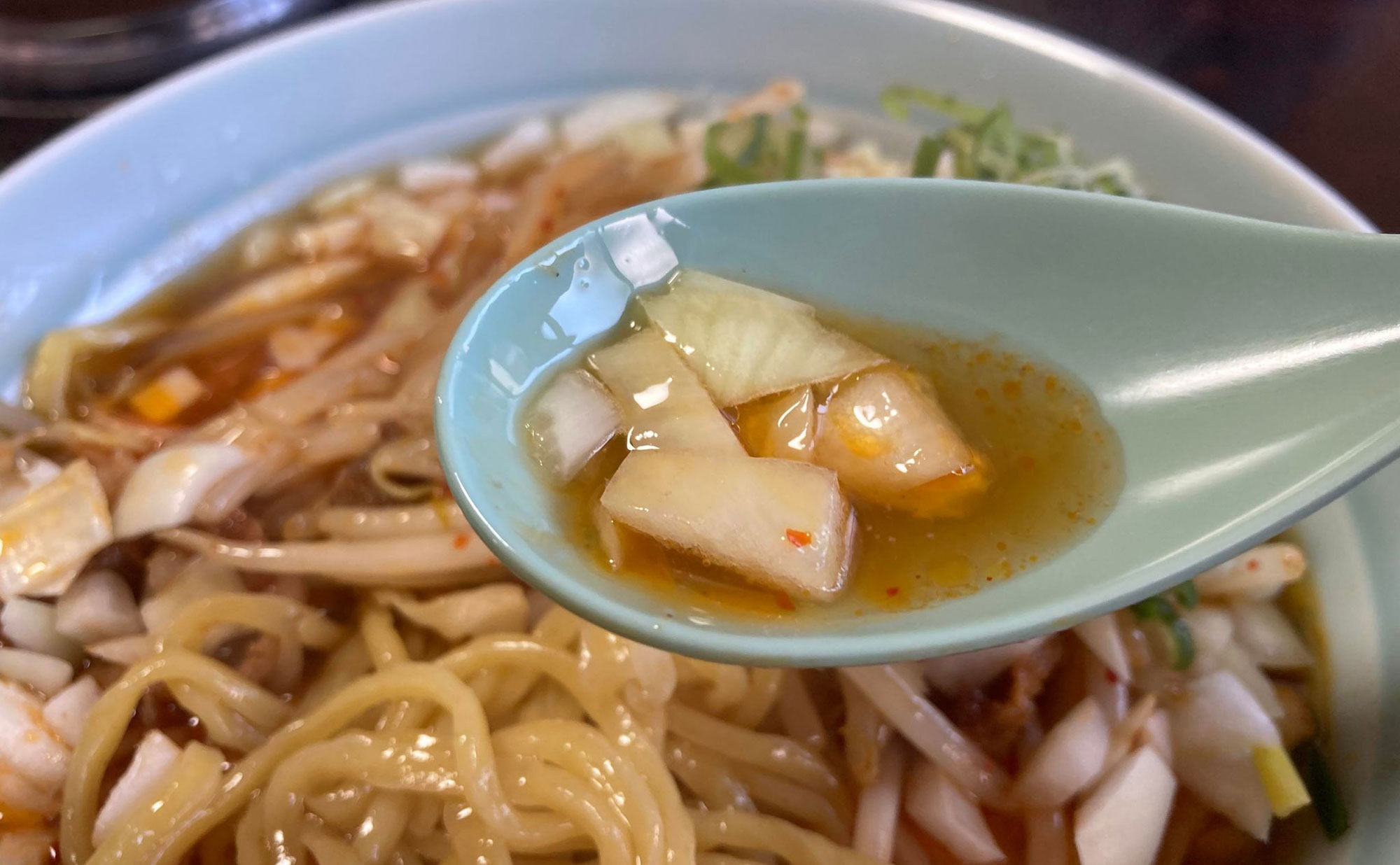 三島 ラーメン「七転八起」(Nanakorobiyaoki) 玉ねぎトッピング
