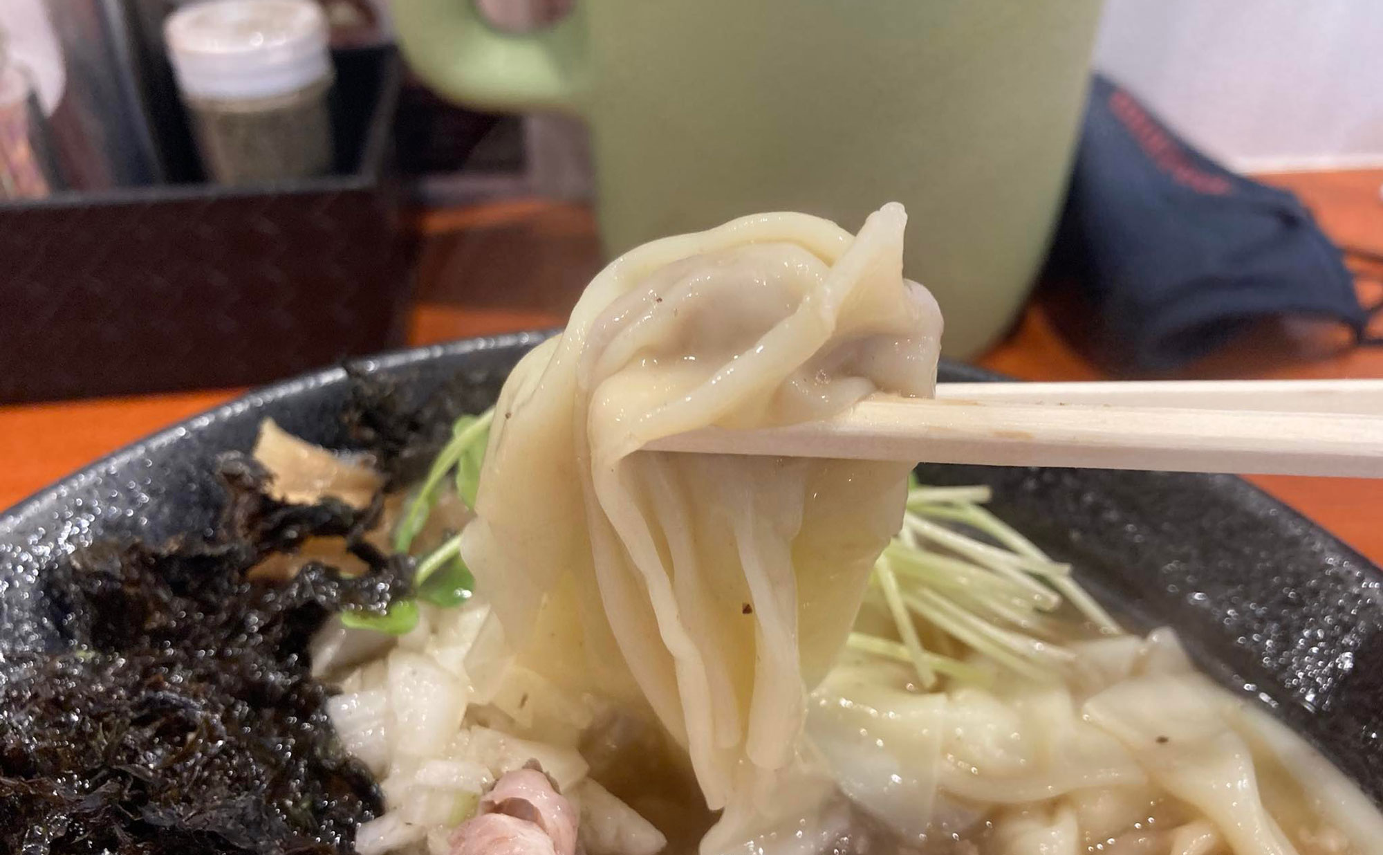 三島市 ラーメン「萩原」(Hagiwara) ワンタン