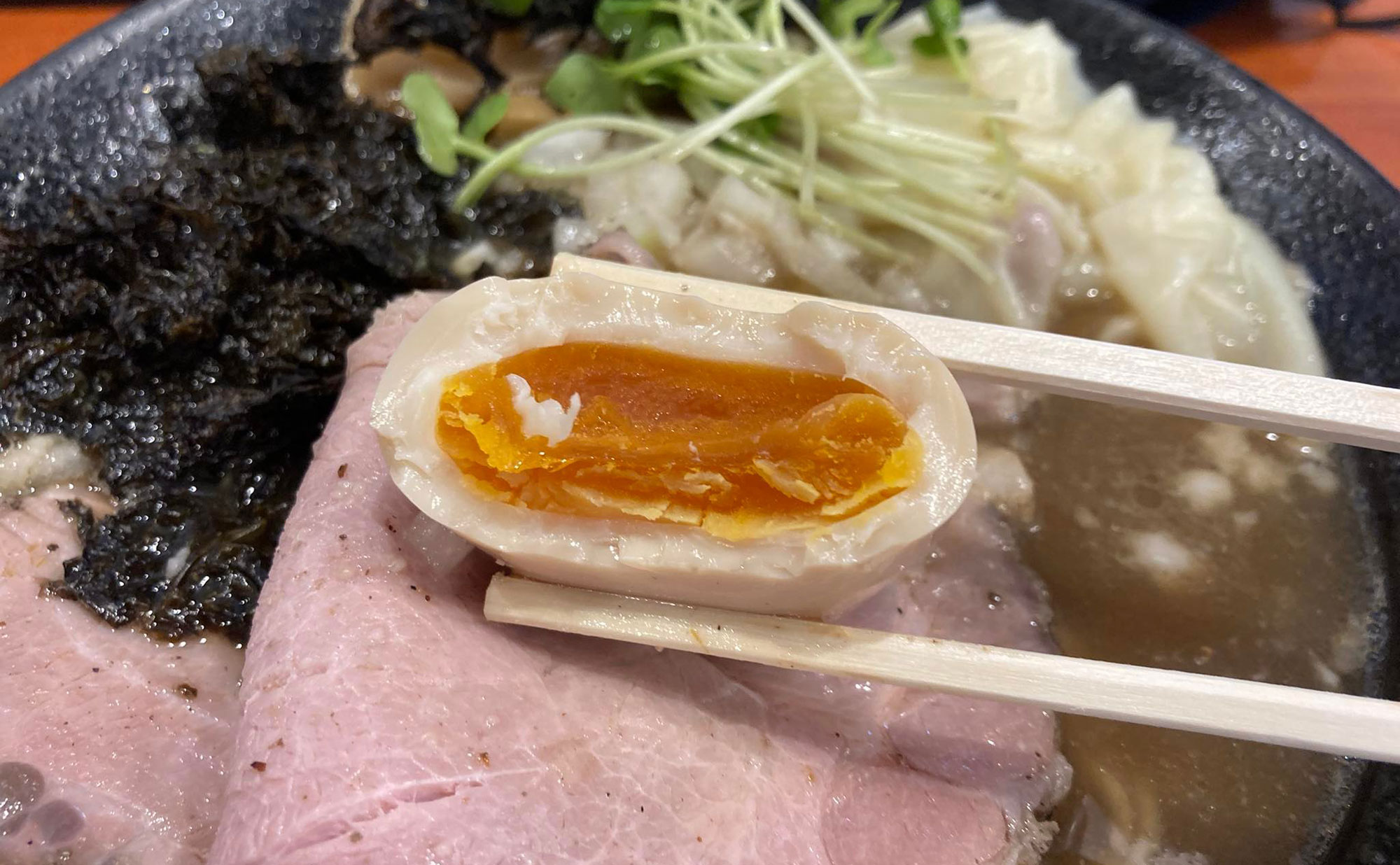 三島市 ラーメン「萩原」(Hagiwara) 煮卵
