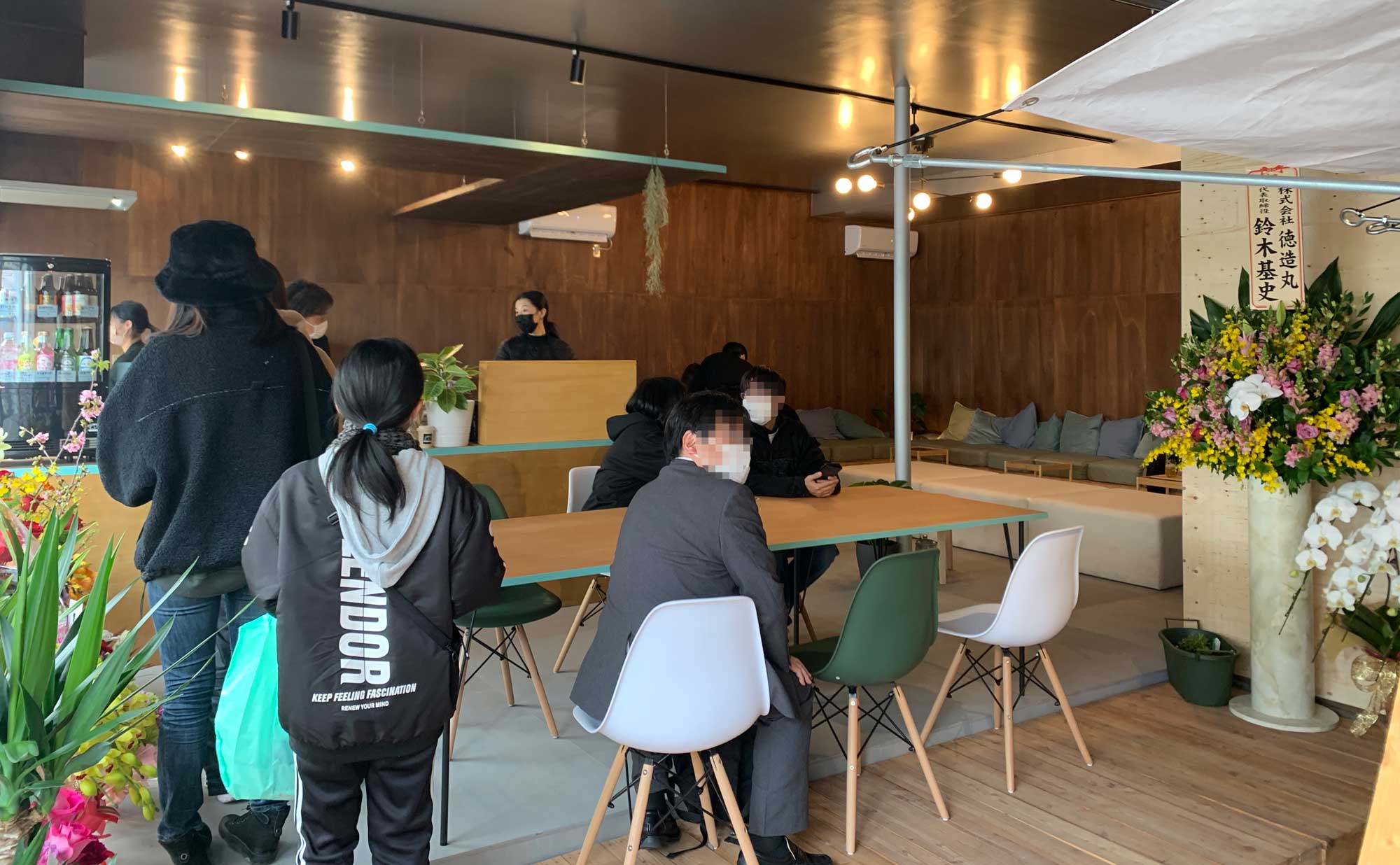 稲取 スイーツ「TEATENOICHI」 店内