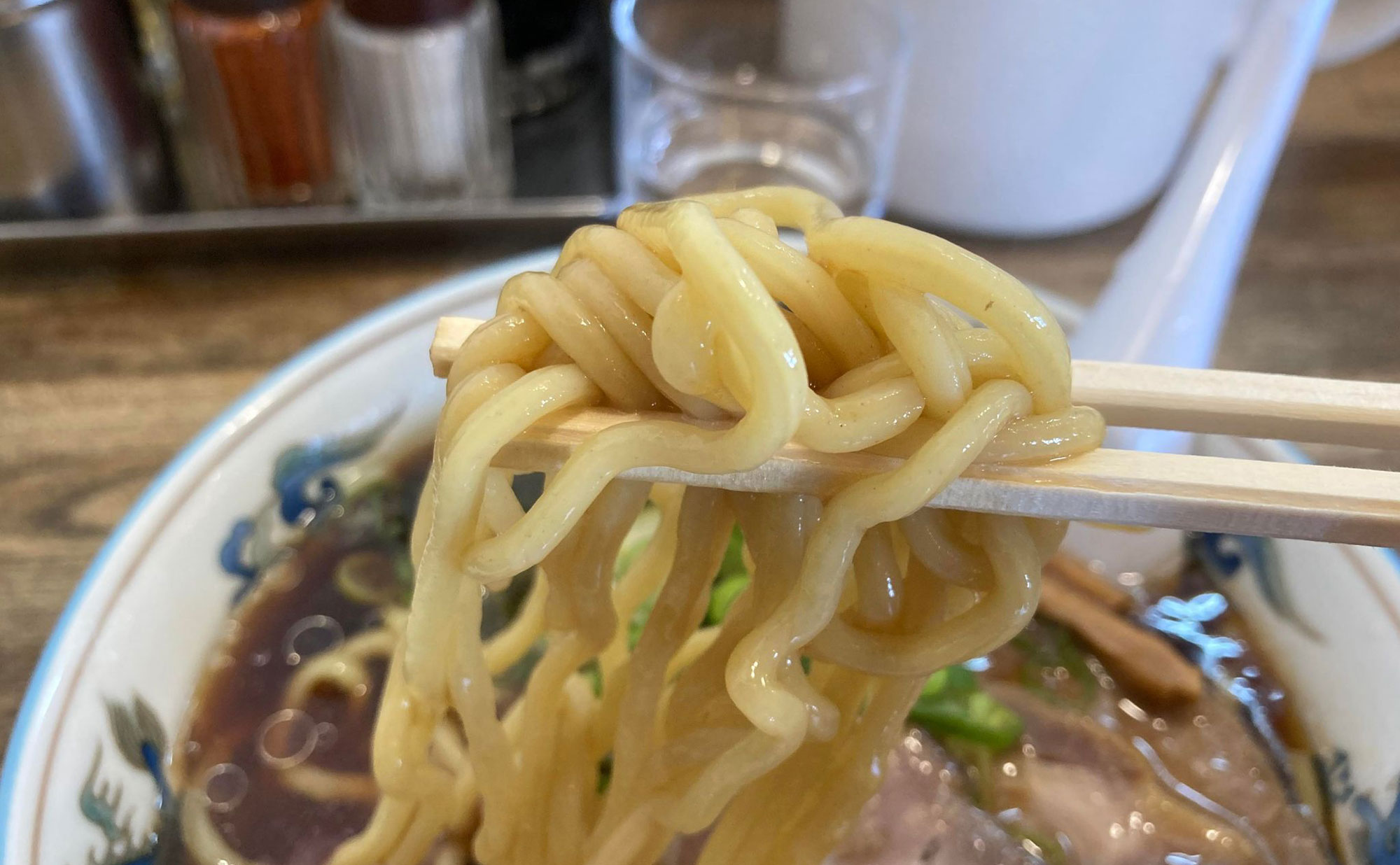 沼津 ラーメン「豚平」(Tonpei) 麺