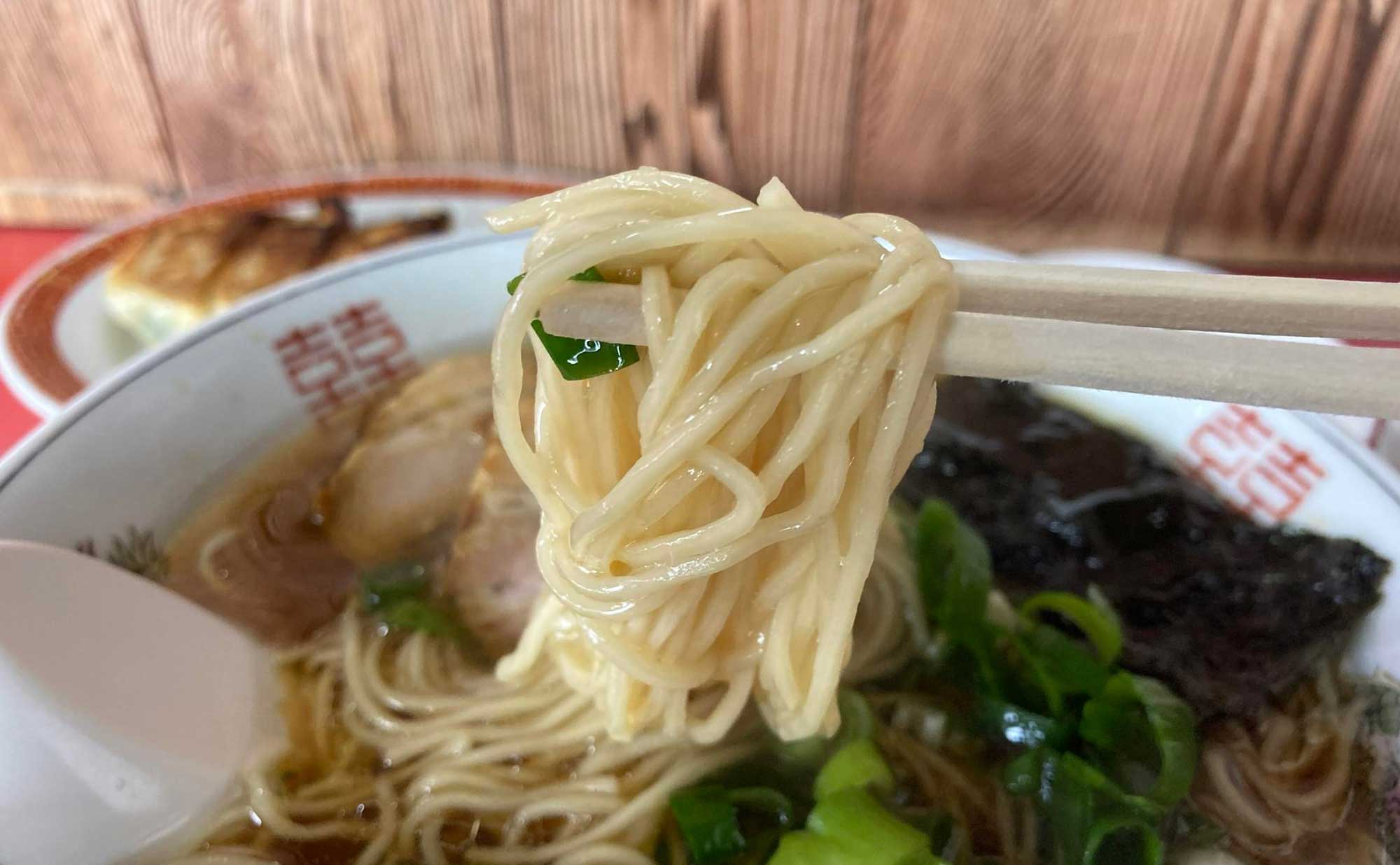 沼津 ラーメン「春来軒」(Shunraiken) 麺