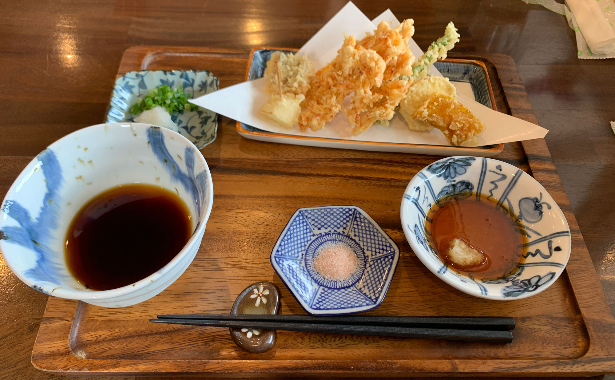 熱海 蕎麦「三加和」(Mikawa) 桜エビ天盛りそば