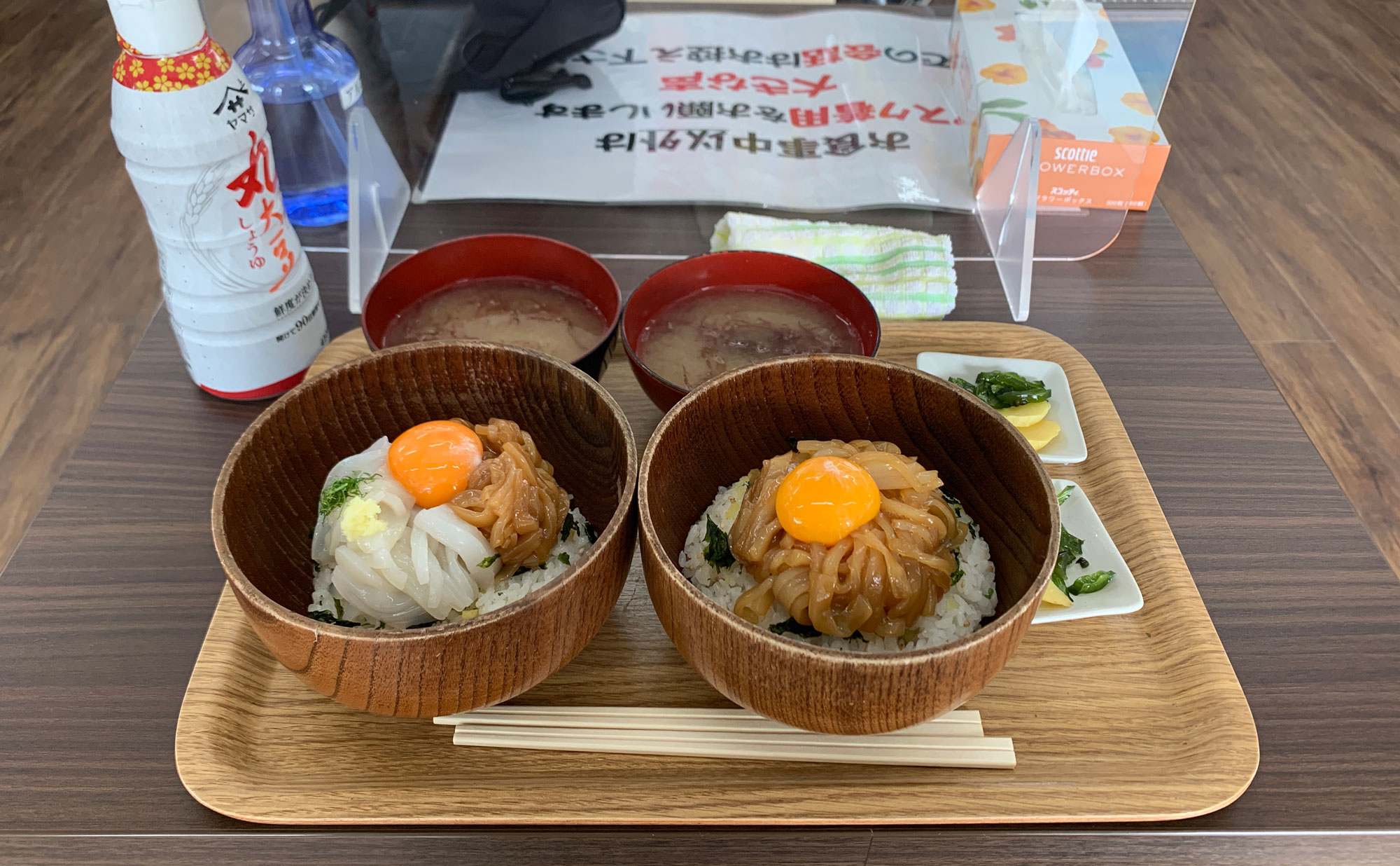 西伊豆 海鮮「沖あがり食堂」(Okiagarishokudou) イカ様丼 夕日丼