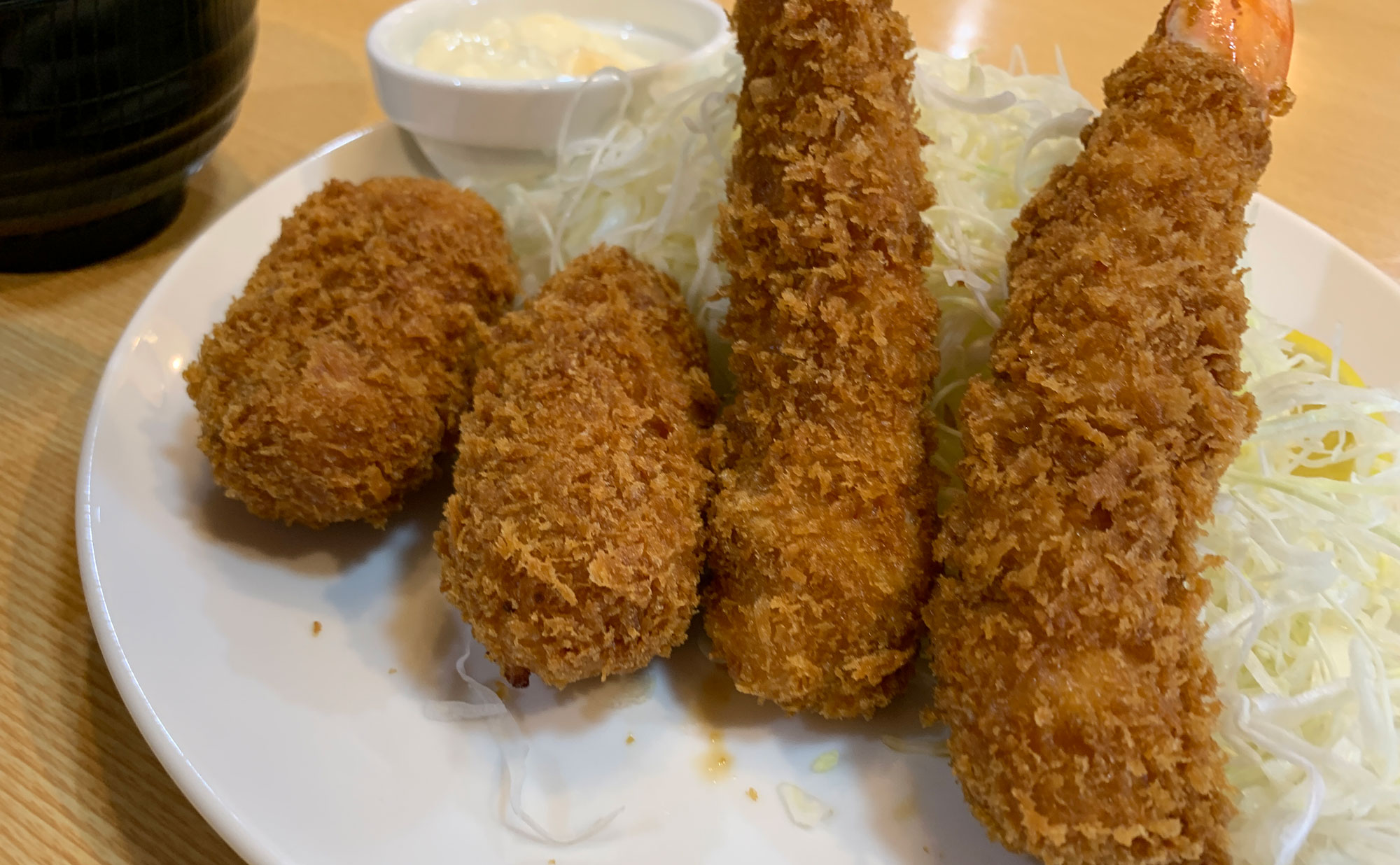 沼津 和食「弥次喜多」(Yajikita) エビコロ定食